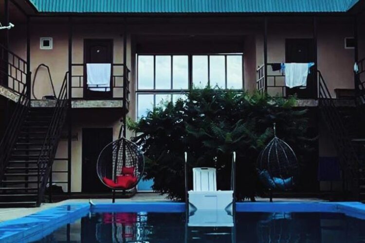Уялы Resort